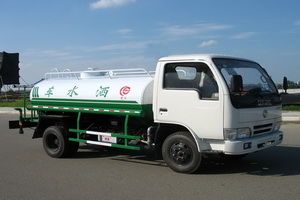 小型2噸灑水車選購指南與市場前景